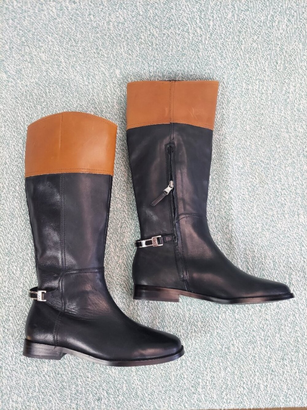 Lauren Ralph Lauren Berna Two-Tone Riding Boot · Size 8.5 · Black & Brown - Picture 15 of 16